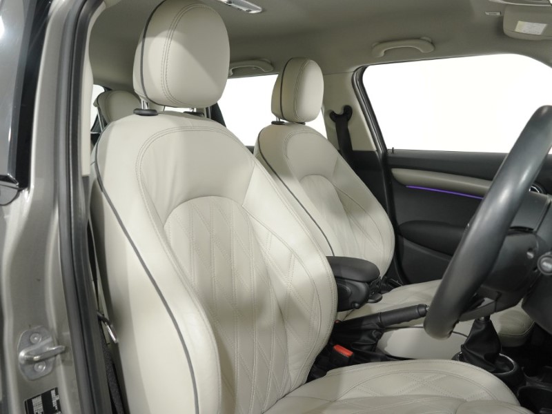 Used MINI Hatch 2019 for sale - 78038819: Photo 11