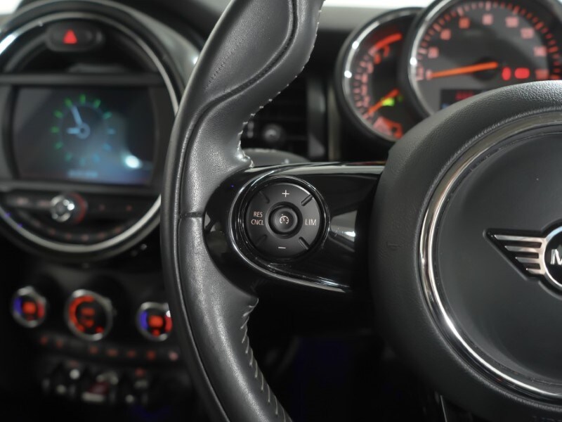 Used MINI Hatch 2019 for sale - 78038819: Photo 17