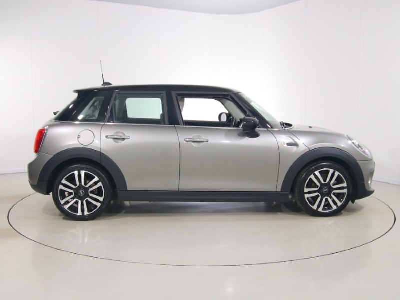Used MINI Hatch 2019 for sale - 78038819: Photo 3