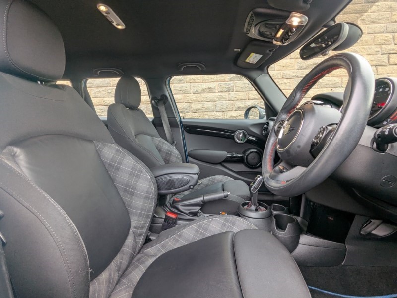 Used MINI Hatch 2019 for sale - 77532256: Photo 11