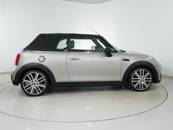 Used MINI Convertible 2021 for sale - 77732687: Photo