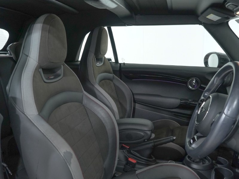 Used MINI Convertible 2022 for sale - 76981053: Photo 11