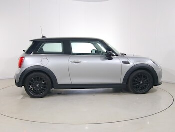 Used MINI Hatch 2024 for sale - 78468014: Photo