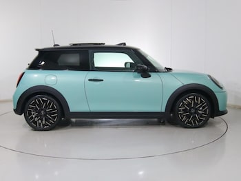 Used MINI Cooper 2025 for sale - 77403553: Photo