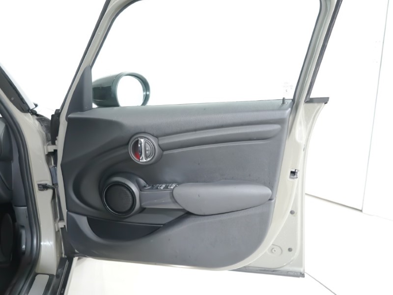 Used MINI Hatch 2020 for sale - 76980919: Photo 32