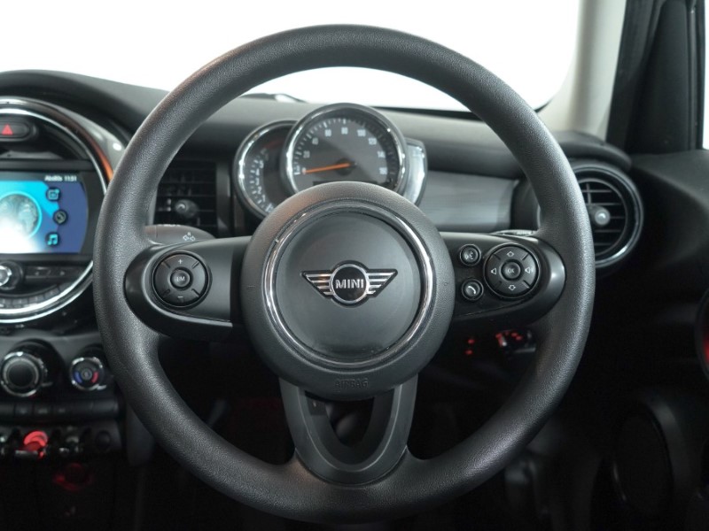 Used MINI Hatch 2020 for sale - 76980919: Photo 5