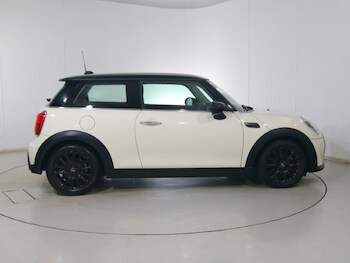 Used MINI Hatch 2021 for sale - 77248133: Photo