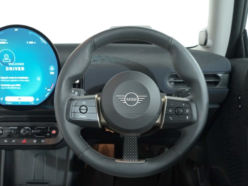 Used MINI Cooper 2024 for sale - 77353915: Photo 5