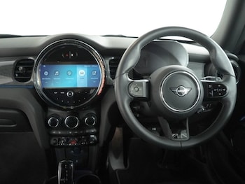 Used MINI Hatch 2023 for sale - 78701261: Photo