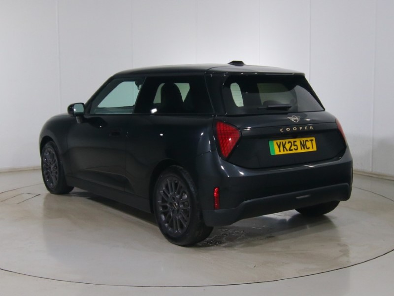 Used MINI Cooper 2025 for sale - 77435226: Photo 2