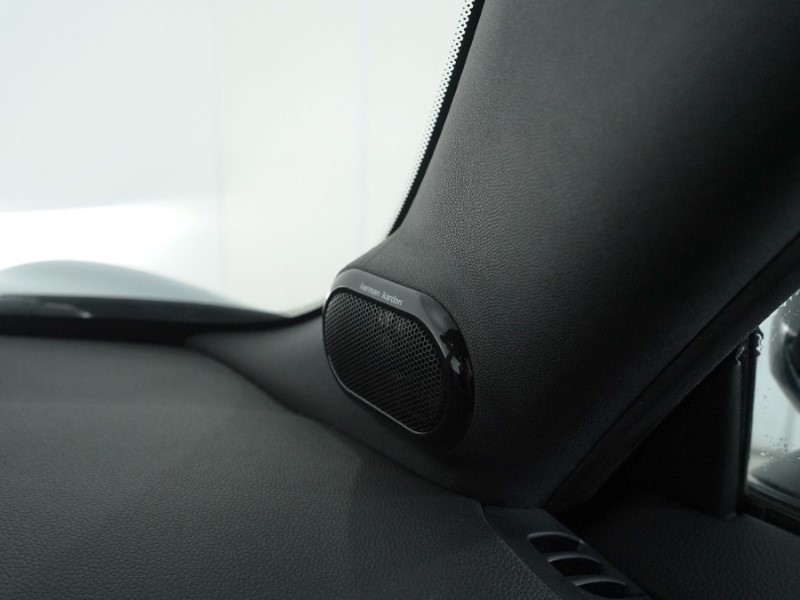 Used MINI Convertible 2023 for sale - 76982215: Photo 19