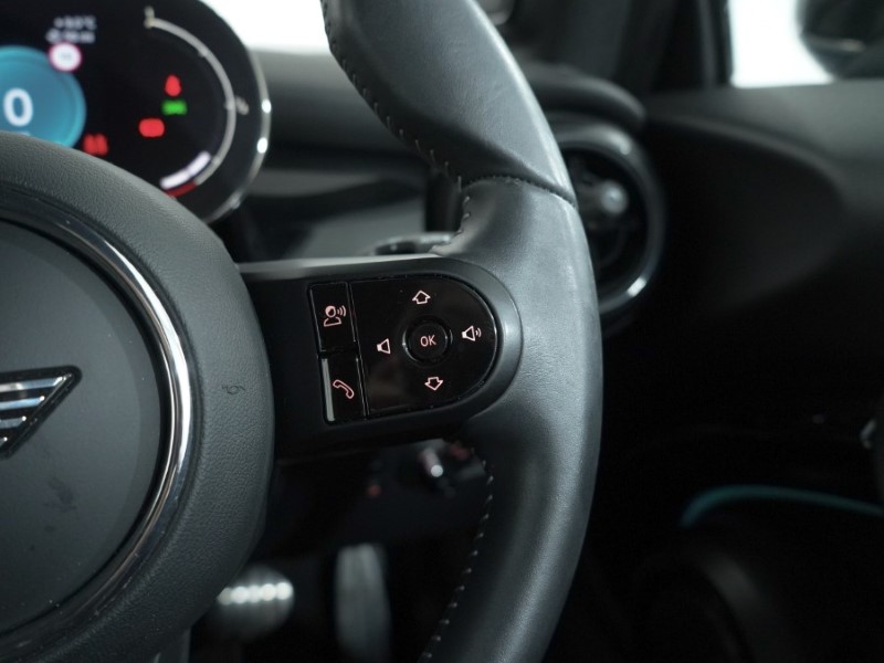 Used MINI Convertible 2023 for sale - 76982215: Photo 24