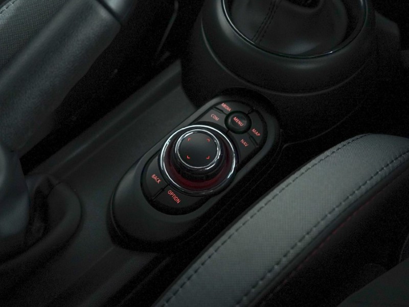 Used MINI Convertible 2023 for sale - 76982215: Photo 25