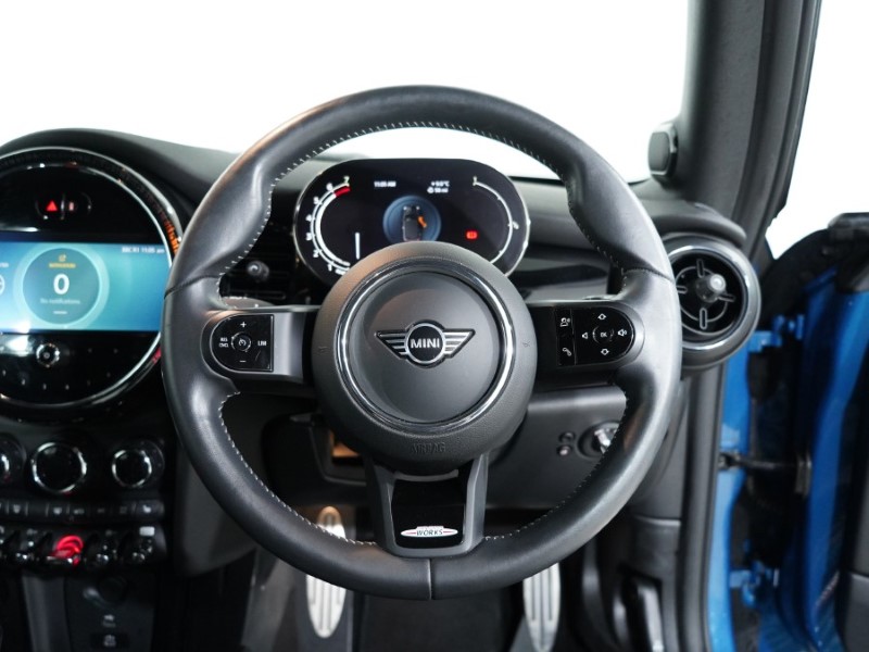 Used MINI Convertible 2023 for sale - 76982215: Photo 5