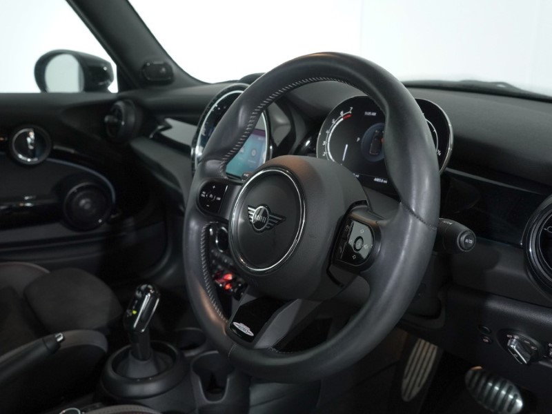 Used MINI Convertible 2023 for sale - 76982215: Photo 6