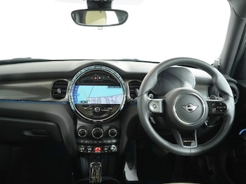 Used MINI Hatch 2023 for sale - 78411986: Photo