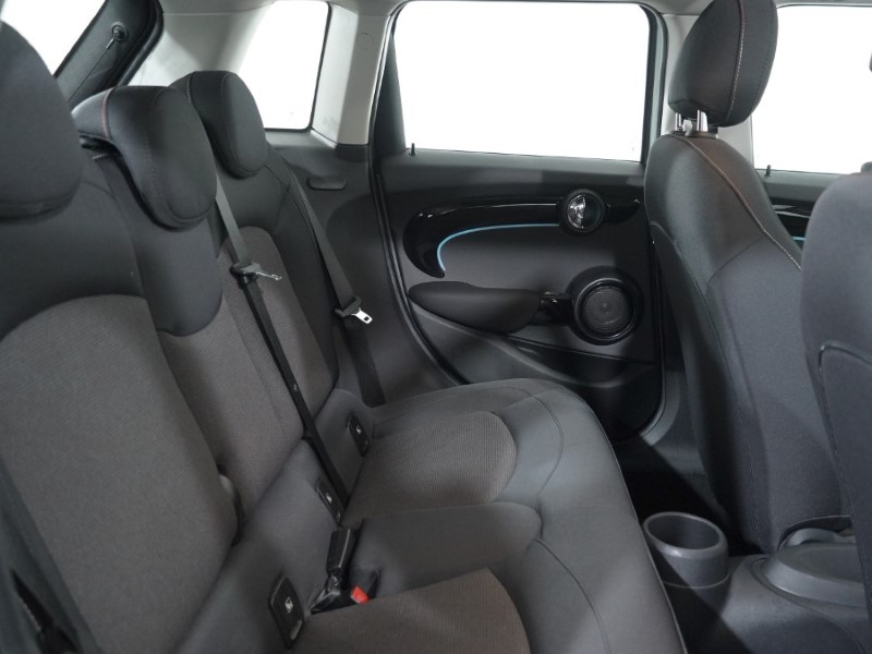 Used MINI Hatch 2022 for sale - 76982507: Photo 6