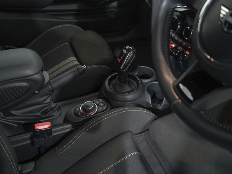 Used MINI Hatch 2021 for sale - 76982273: Photo 10