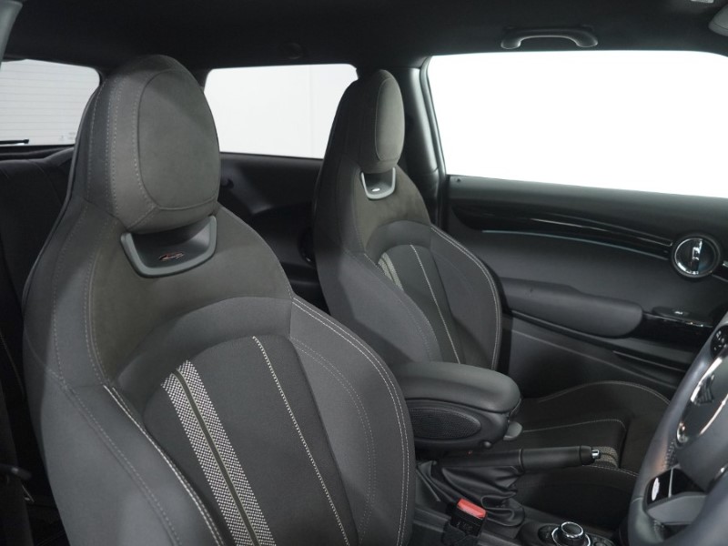 Used MINI Hatch 2021 for sale - 76982273: Photo 11