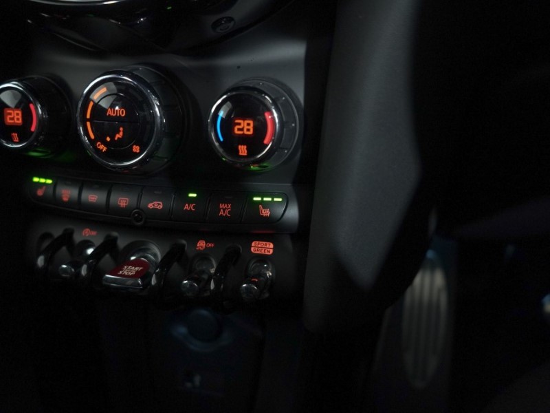 Used MINI Hatch 2021 for sale - 76982273: Photo 17