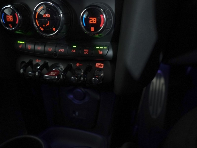 Used MINI Hatch 2021 for sale - 76982273: Photo 27