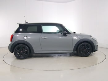 Used MINI Hatch 2019 for sale - 78950138: Photo