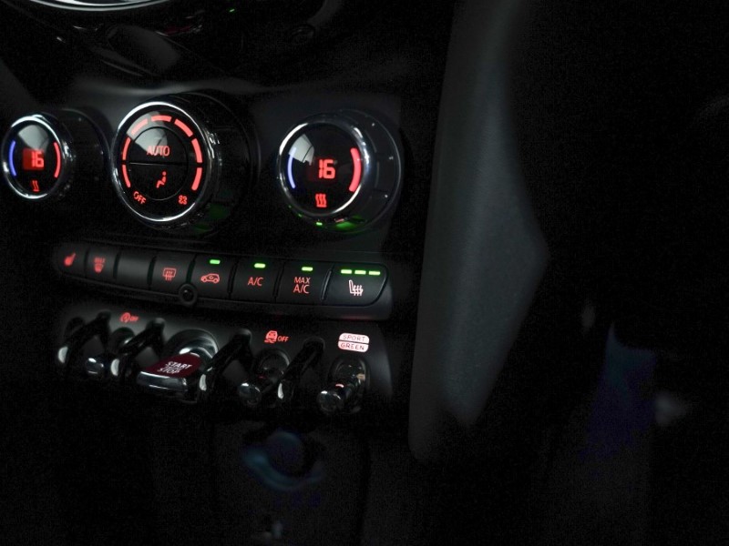 Used MINI Convertible 2022 for sale - 76980959: Photo 18