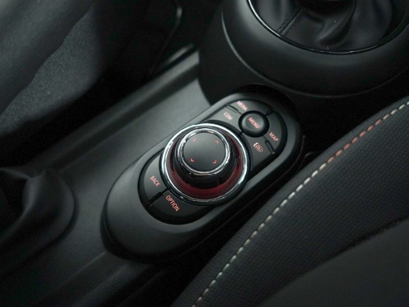 Used MINI Convertible 2022 for sale - 76980959: Photo 23