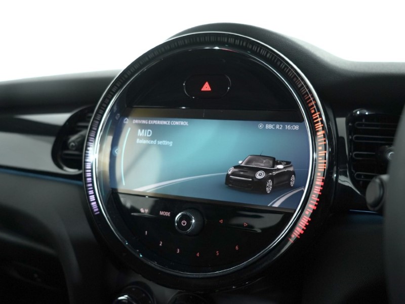 Used MINI Convertible 2022 for sale - 76980959: Photo 28