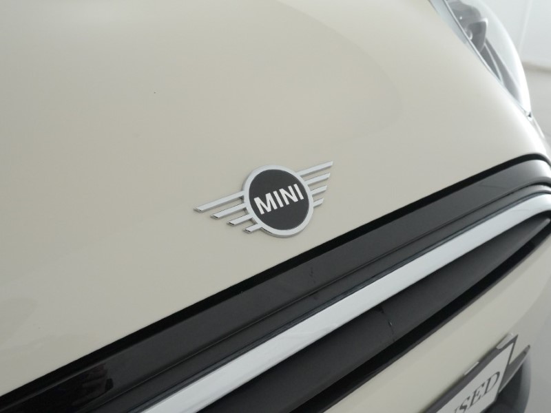 Used MINI Convertible 2022 for sale - 76980959: Photo 32