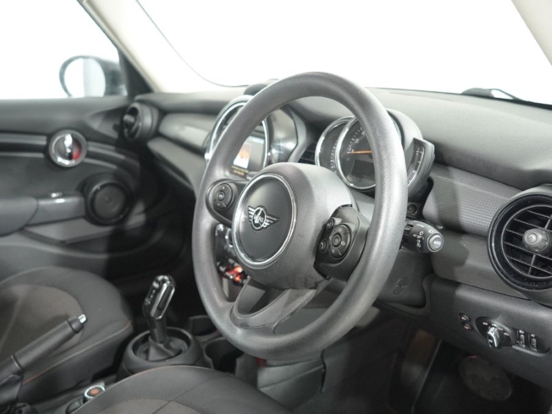 Used MINI Hatch 2020 for sale - 78108901: Photo 6