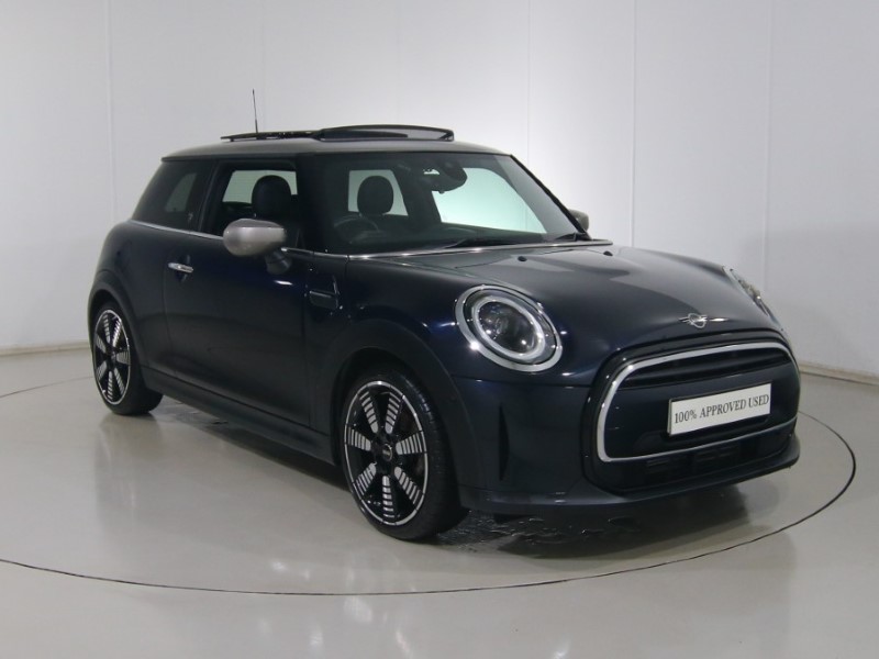 Used MINI Hatch 2023 for sale - 77312450: Photo 1