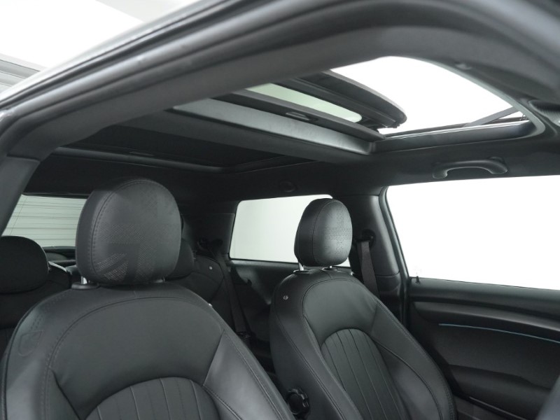 Used MINI Hatch 2023 for sale - 77312450: Photo 17