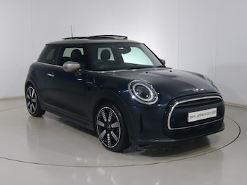 Used MINI Hatch 2023 for sale - 77312450: Photo