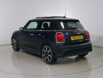 Used MINI Hatch 2023 for sale - 77312450: Photo