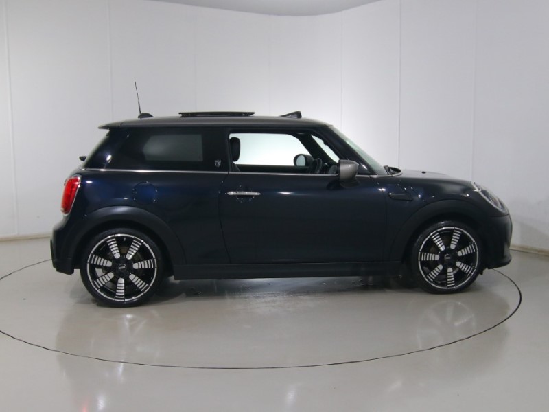 Used MINI Hatch 2023 for sale - 77312450: Photo 3