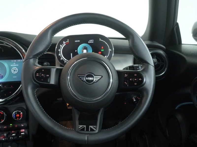 Used MINI Hatch 2023 for sale - 77312450: Photo 5