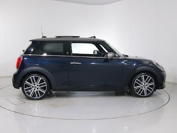 Used MINI Hatch 2021 for sale - 79057326: Photo