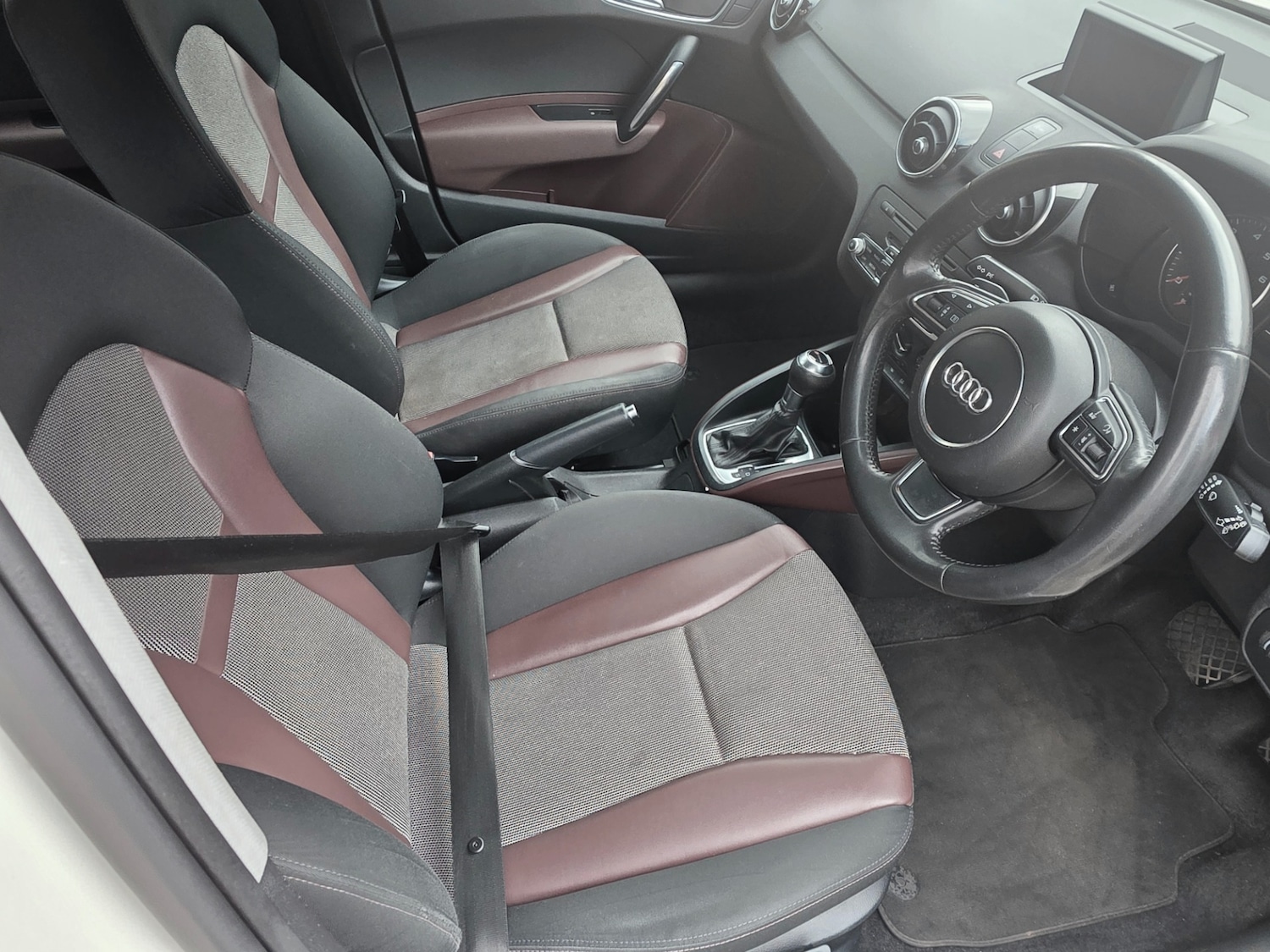 Used Audi A1 2013 for sale - 77898682: Photo 11