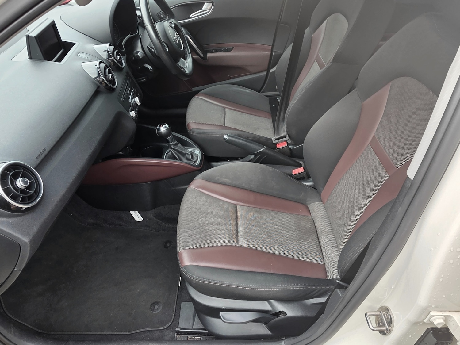 Used Audi A1 2013 for sale - 77898682: Photo 14