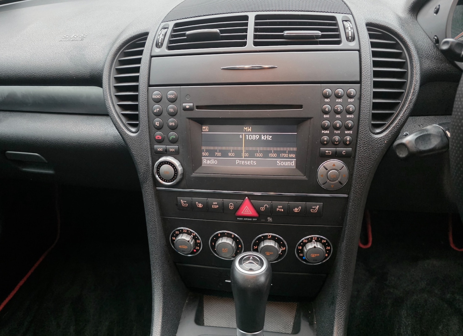 Used Mercedes-Benz SLK 2009 for sale - 76763544: Photo 34