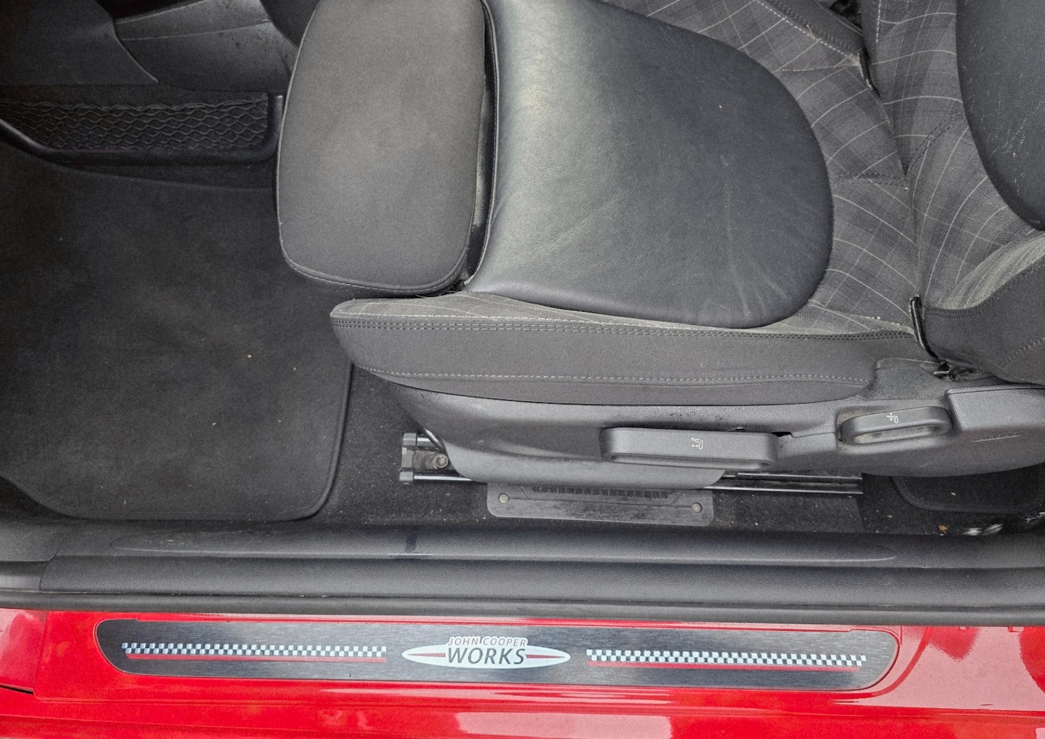 Used MINI Hatch 2016 for sale - 77584668: Photo 39