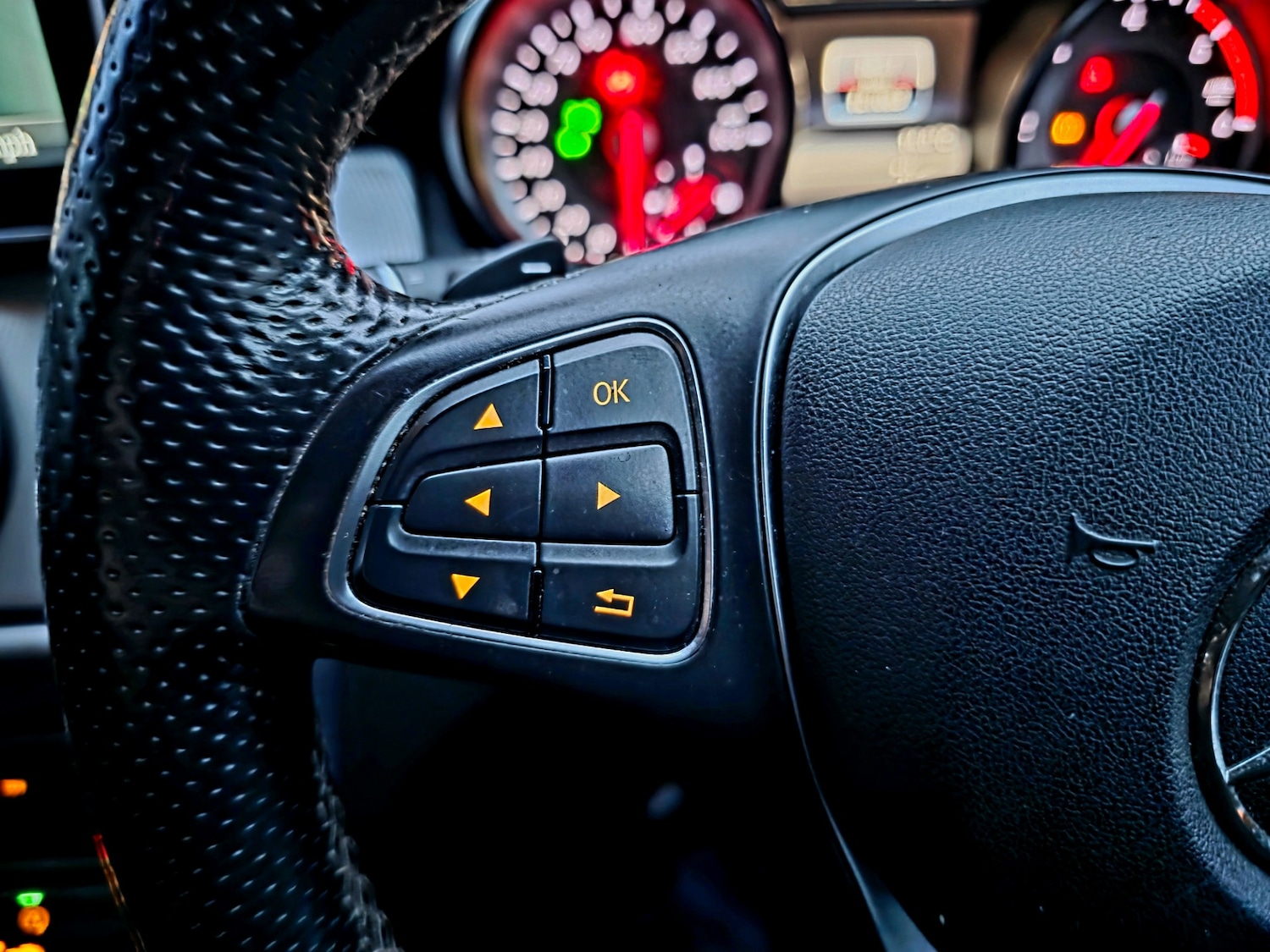 Used Mercedes-Benz GLA 2016 for sale - 76467962: Photo 45