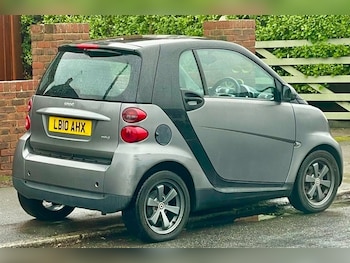 Used smart fortwo 2010 for sale - 77196041: Photo