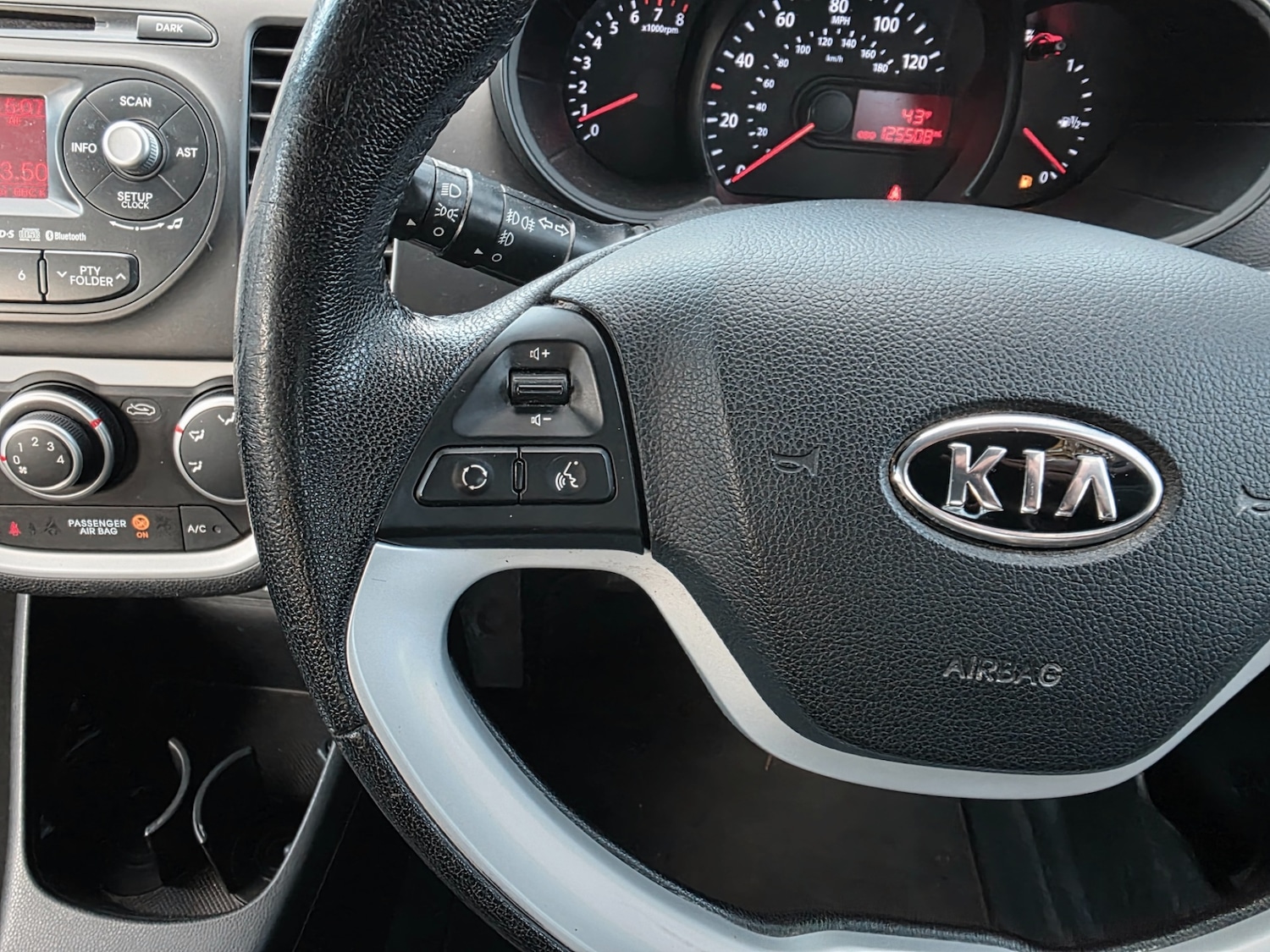 Used Kia Picanto 2011 for sale - 76712069: Photo 27