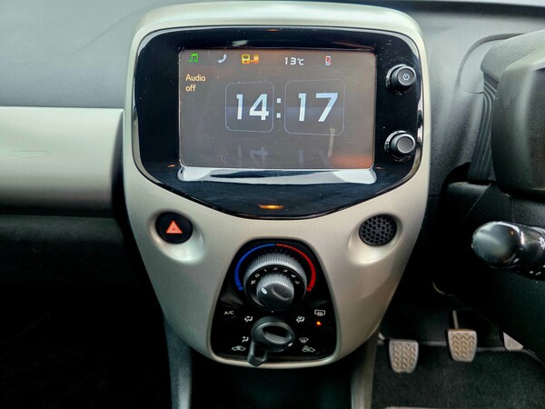Used Peugeot 108 2015 for sale - 76289665: Photo 19