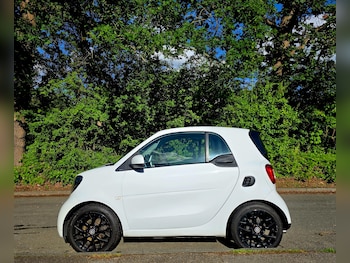 Used smart fortwo 2016 for sale - 78852781: Photo
