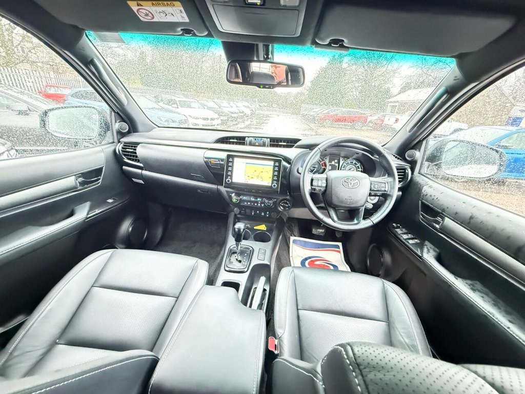 Used Toyota Hilux 2023 for sale - 77302452: Photo 19