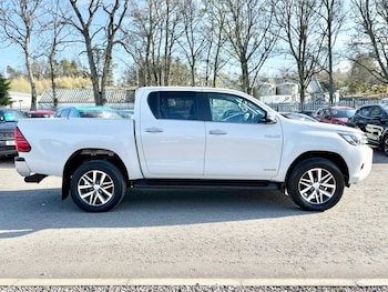 Used Toyota Hilux 2020 for sale - 78096888: Photo
