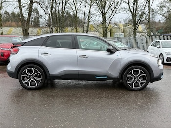 Used Citroen e-C4 2022 for sale - 77250398: Photo